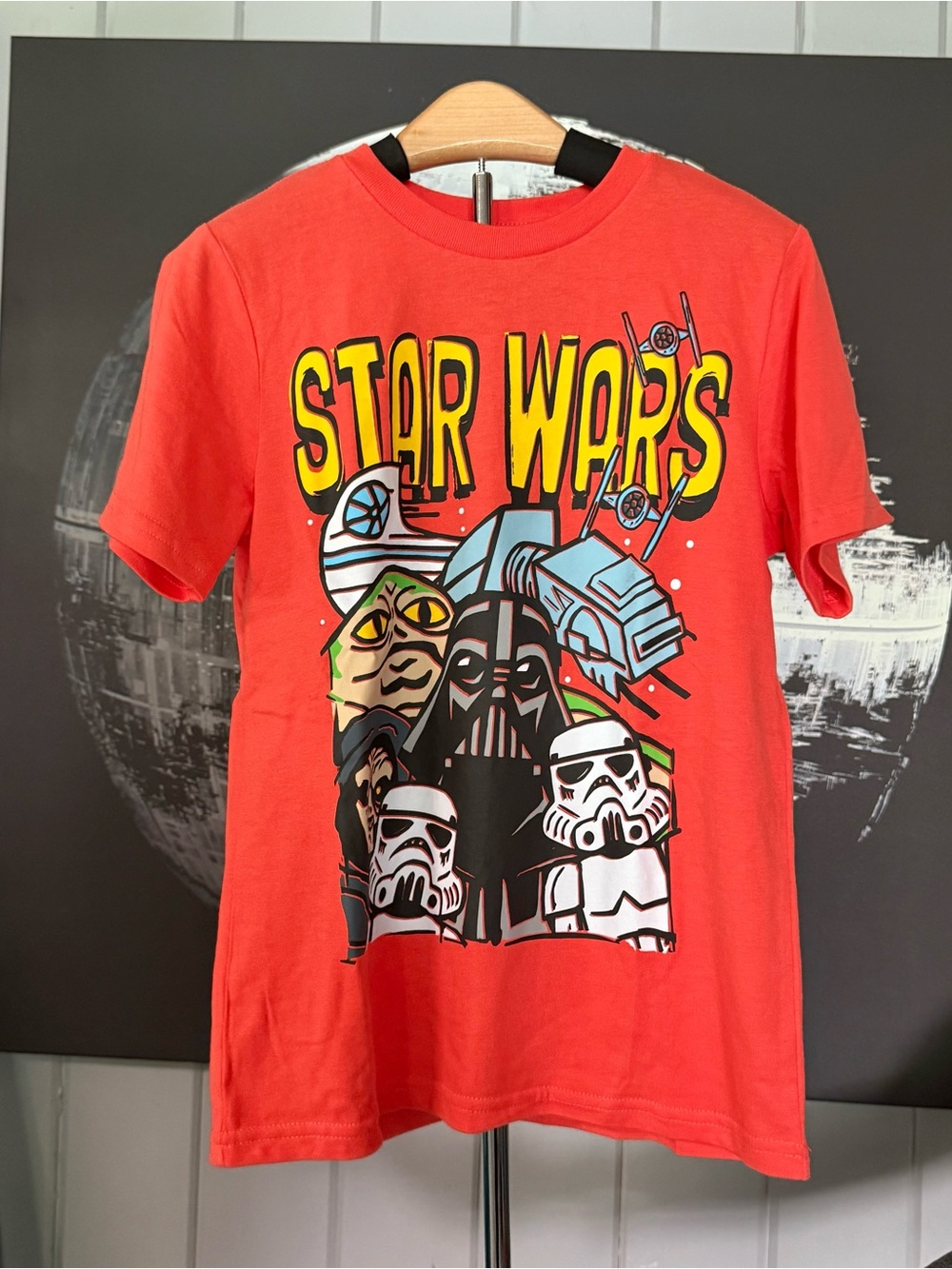Disney / Star Wars Kids Graphic Tee (size 7/8)